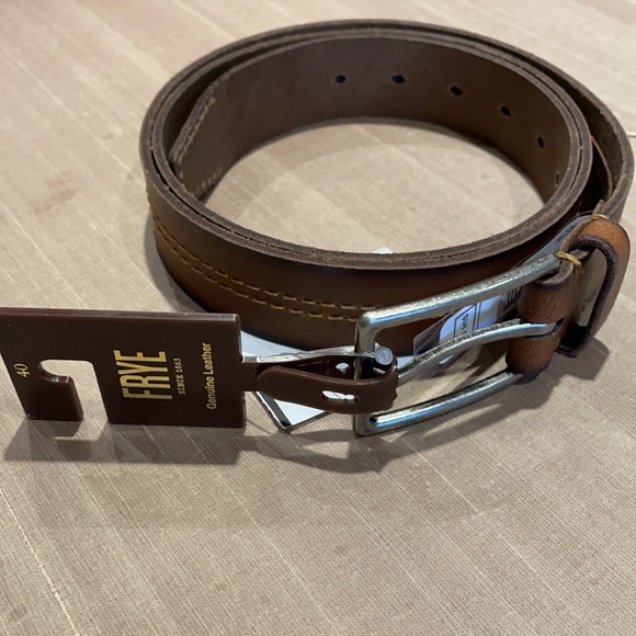 Frye men’s genuine leather belt center stitch detail - Picture 2 of 9